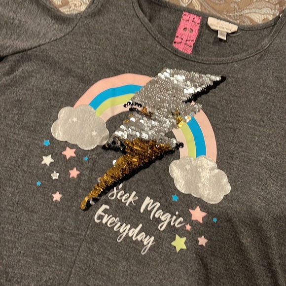 Girls xl cold shoulder top with lace accent on back. SELF ESTEEM - Picture 2 of 4